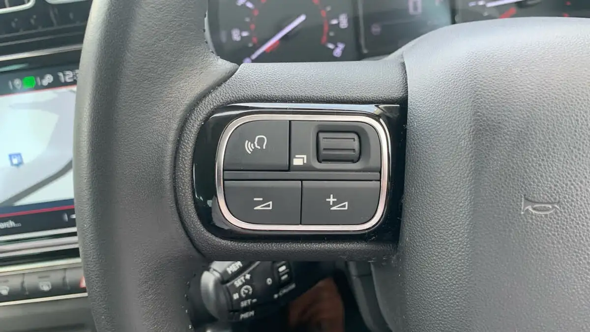 2022-citroen-c3-aircross-12-puretech-shine-plus-130ps-eat6-big-22