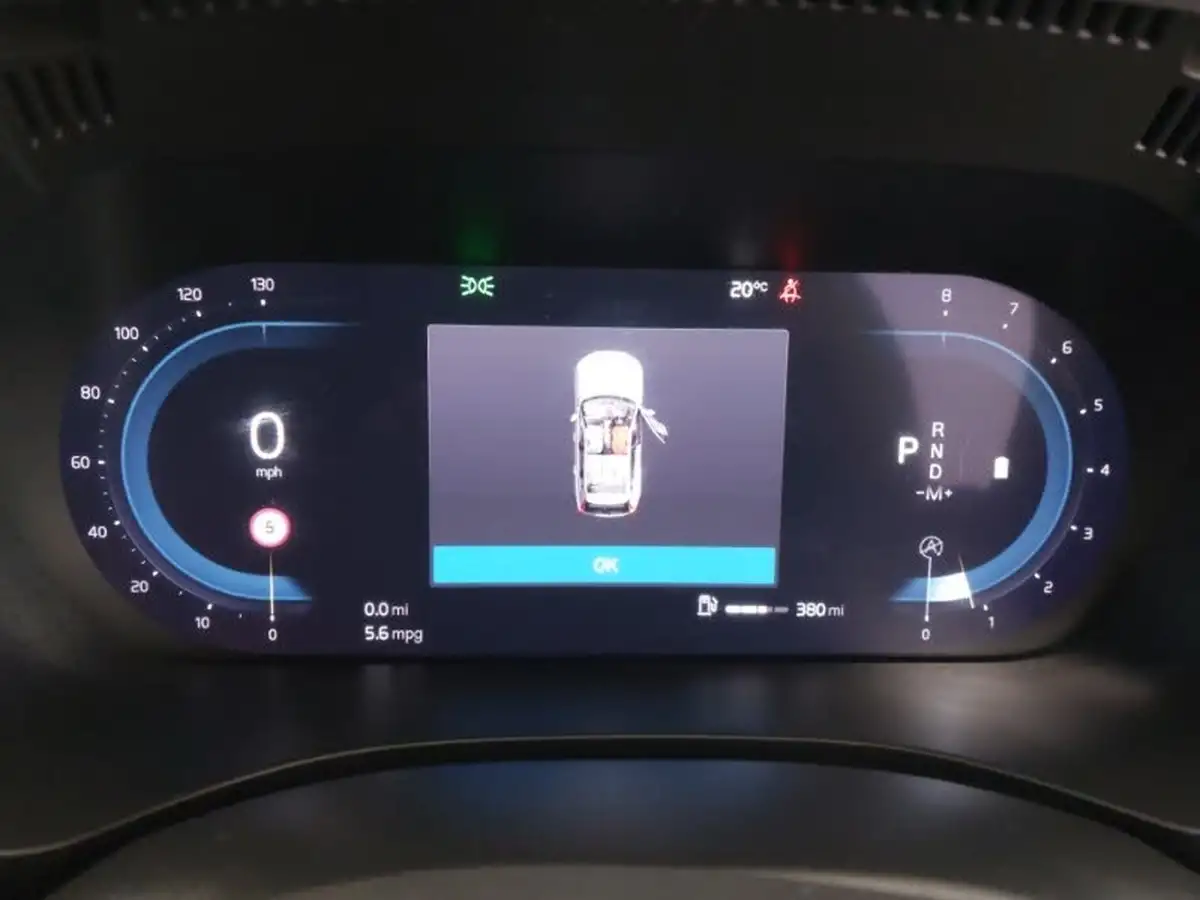 2023-volvo-xc60-20-b5-plus-big-11