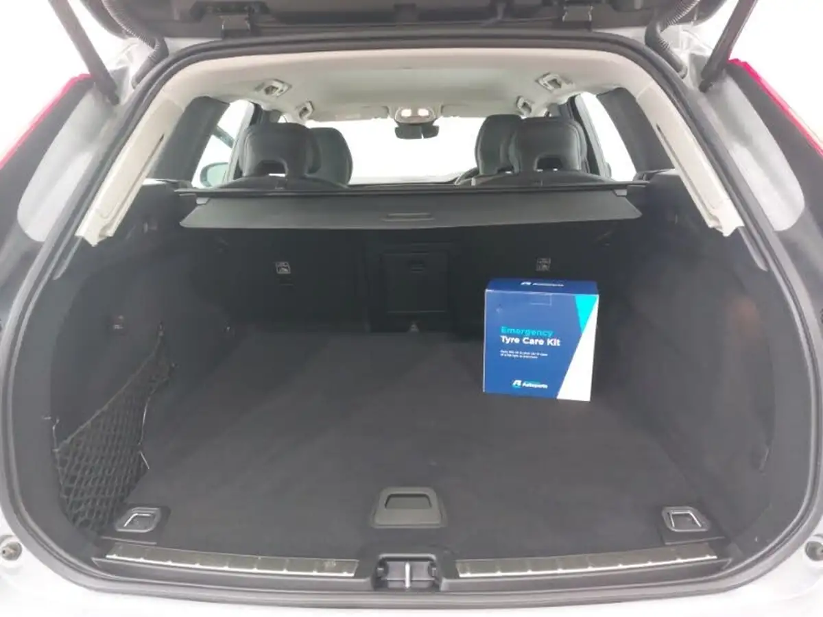 2023-volvo-xc60-20-b5-plus-big-7