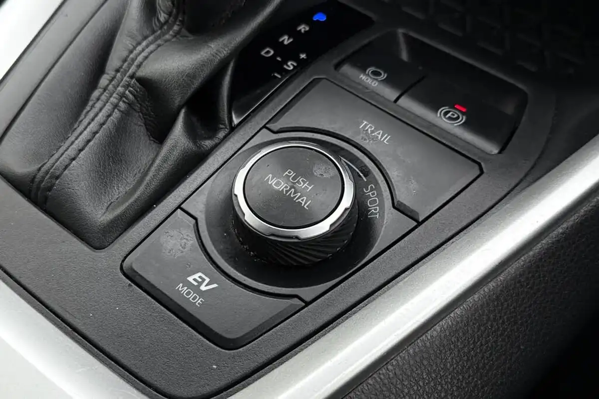 2022-toyota-rav4-25-vvt-i-design-219bhp-big-48