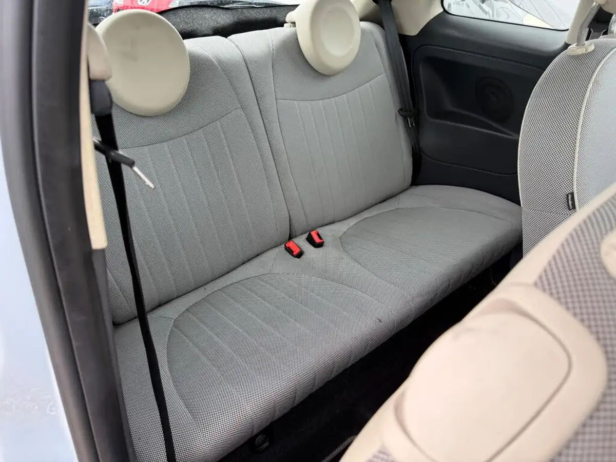 2009-fiat-500-12-lounge-big-35