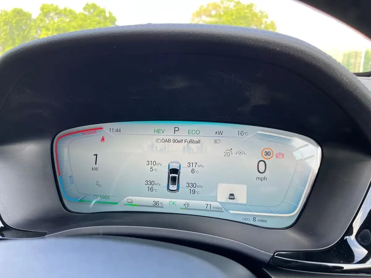 2025-byd-seal-15-boost-big-26