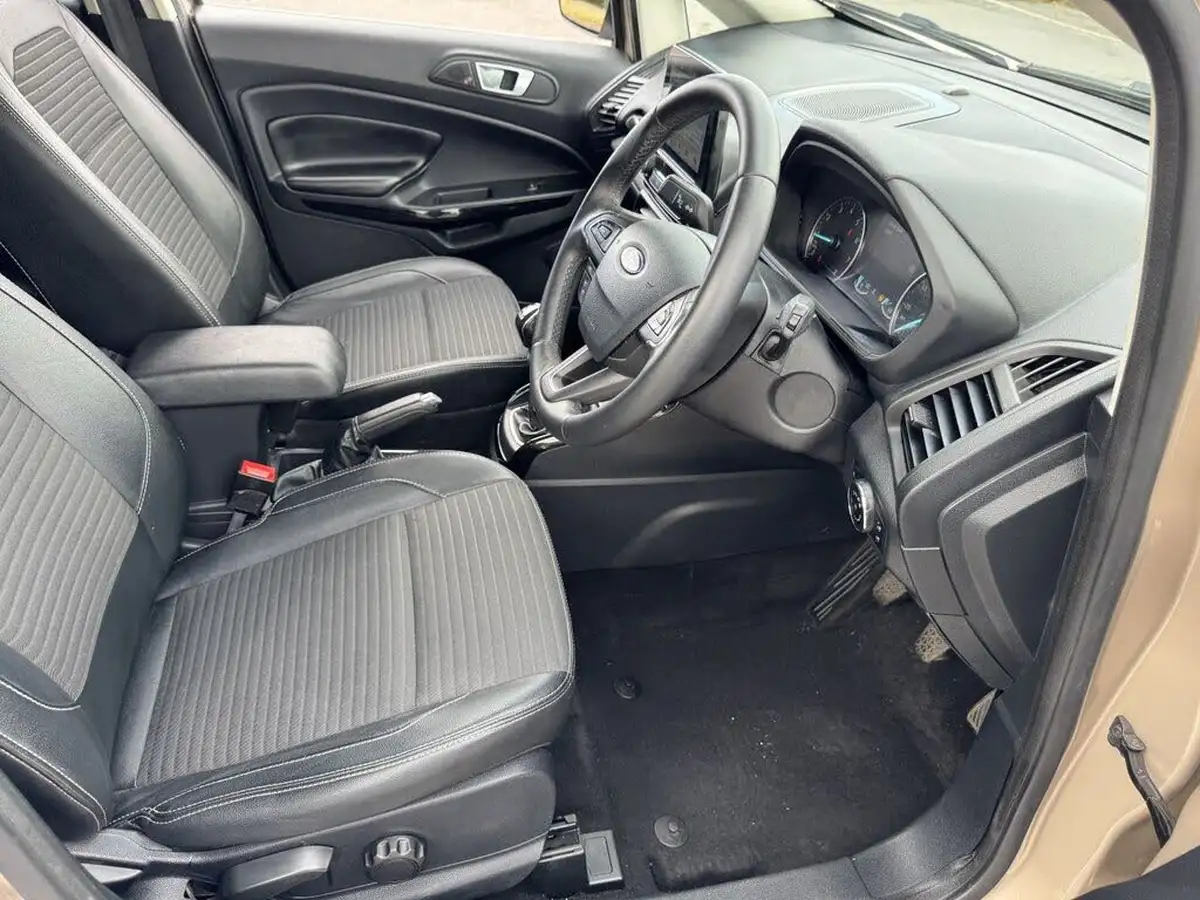2018-ford-ecosport-10t-titanium-125ps-ss-big-12