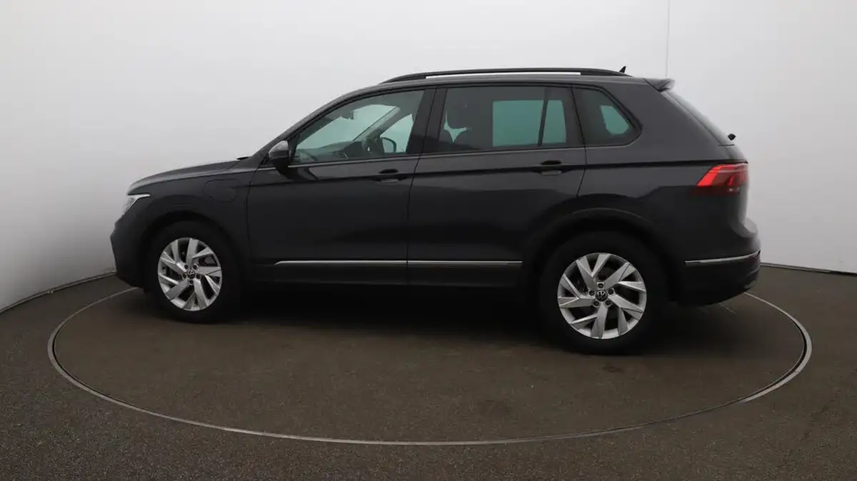 2022-volkswagen-tiguan-14-tsi-life-big-58