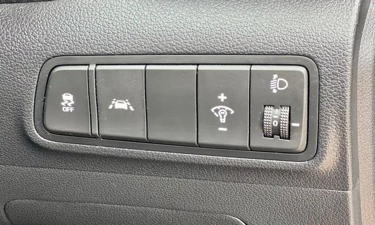 2019-hyundai-tucson-16-gdi-se-nav-big-39