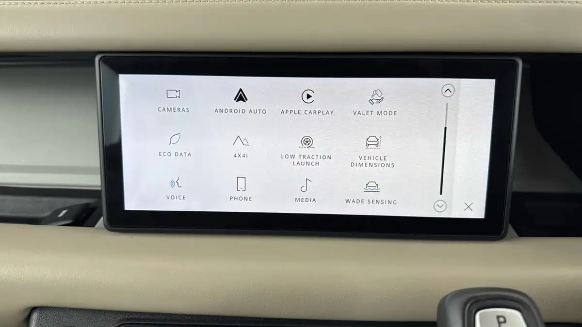2020-land-rover-110-defender-20-d240-hse-110-big-16