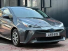 2019-toyota-prius-small-23