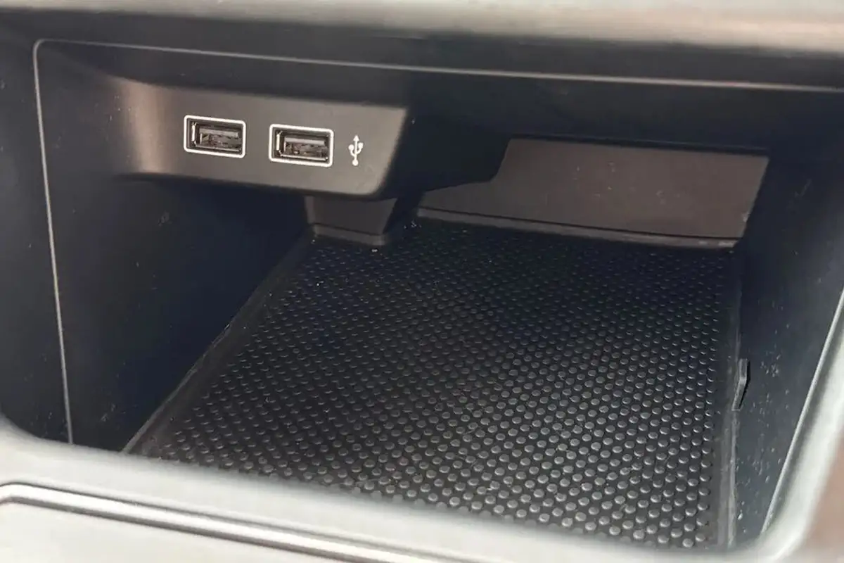 2019-volkswagen-polo-16tdi-beats-big-54