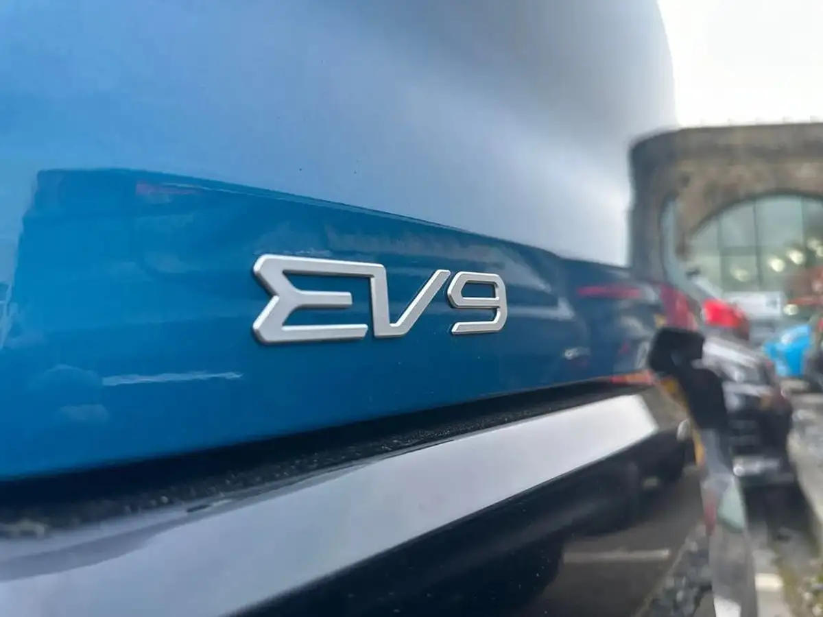 2024-kia-ev9-e-gt-line-s-7-big-46