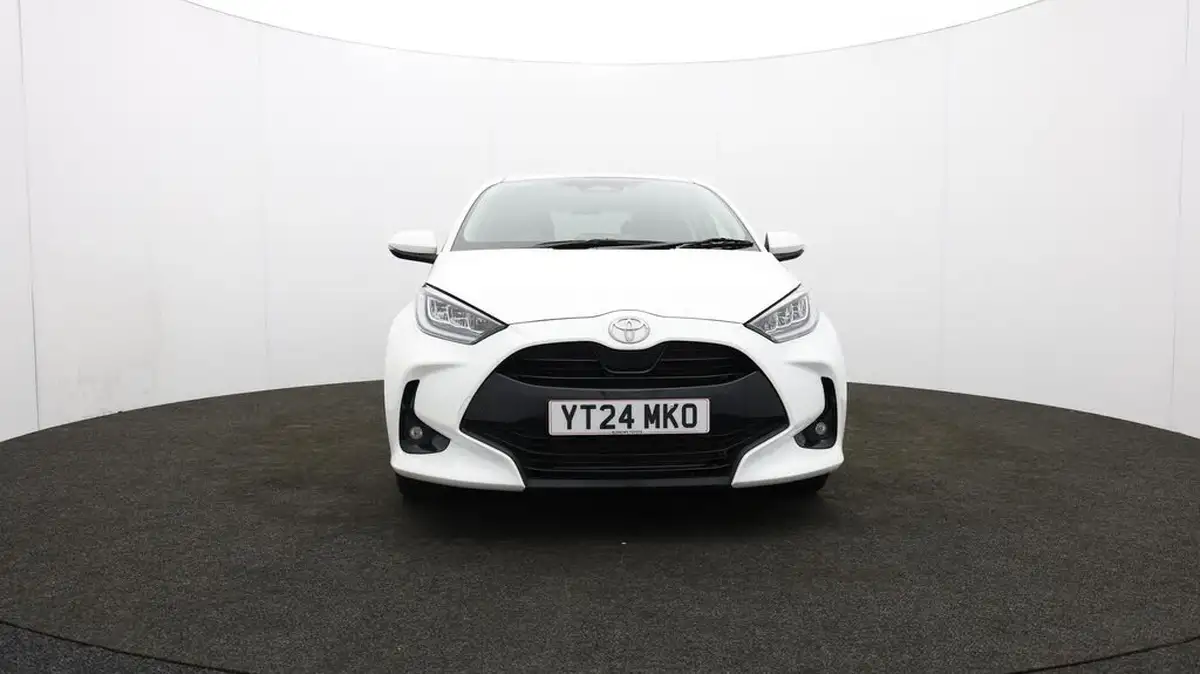 2024-toyota-yaris-15-vvt-i-design-big-55