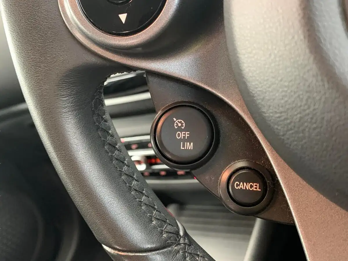 2020-smart-forfour-eq-passion-advanced-big-21