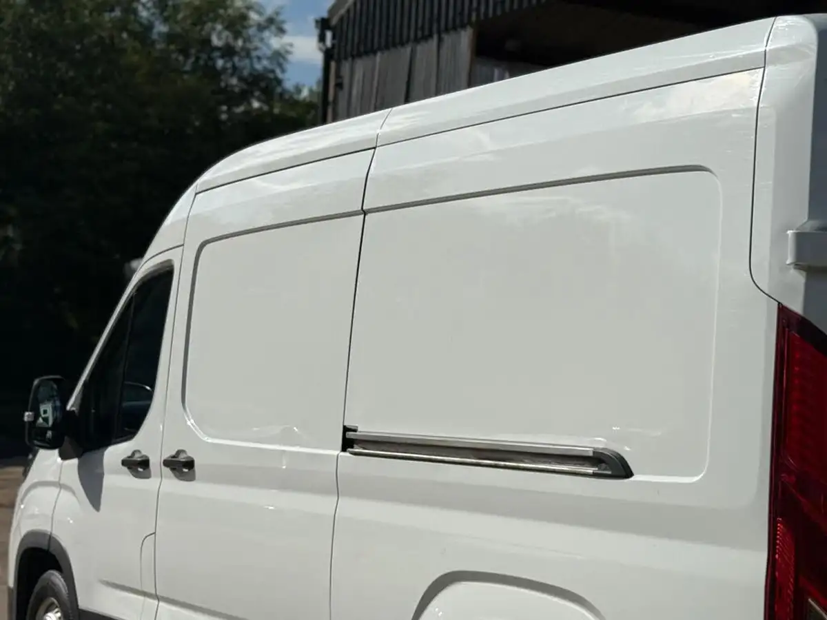 2022-maxus-deliver-9-20tdi-l3h2-big-20