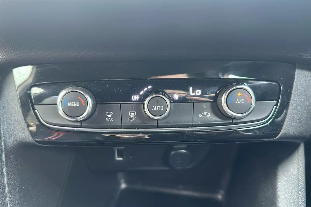 2023-vauxhall-corsa-12-turbo-gs-130ps-auto-big-46