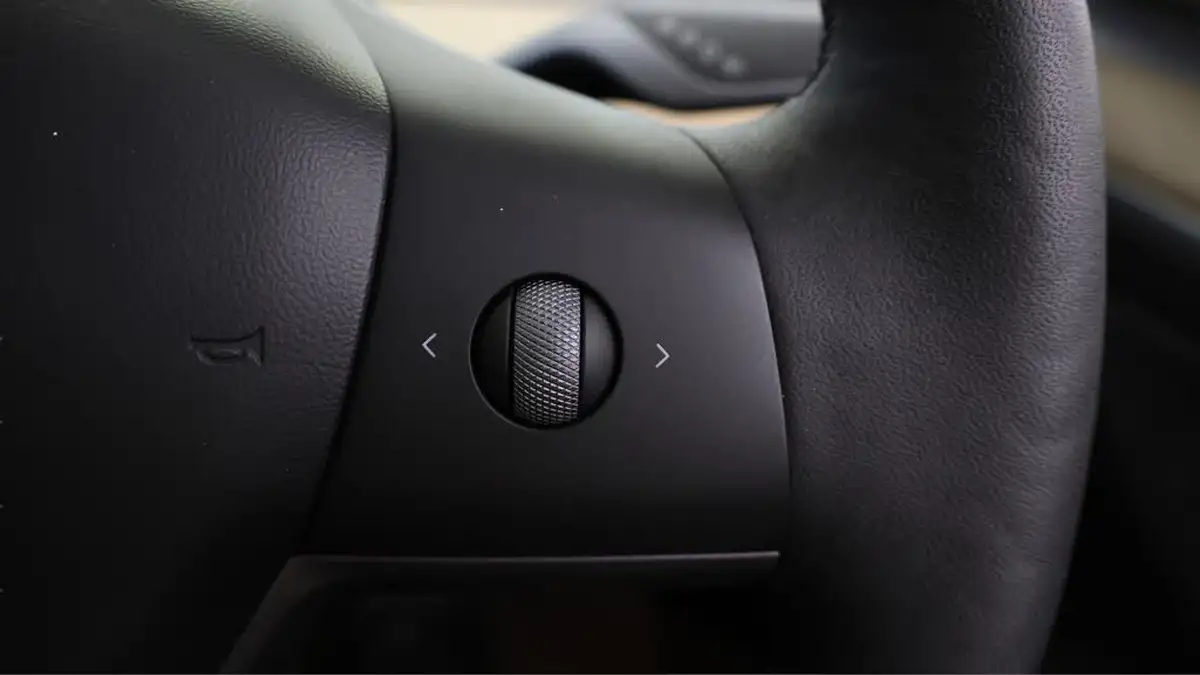 2021-tesla-model-3-e-standard-plus-big-23