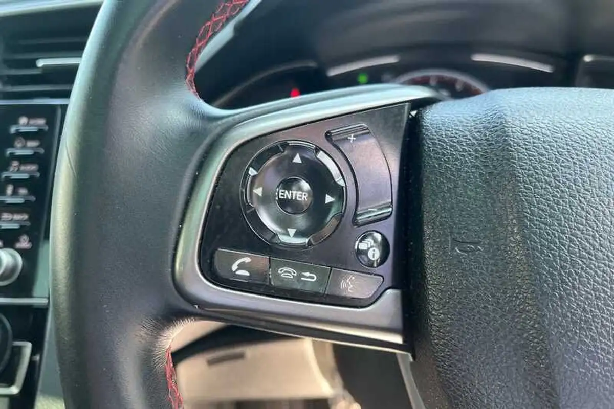 2020-honda-civic-10-vtec-turbo-ex-sport-line-big-20