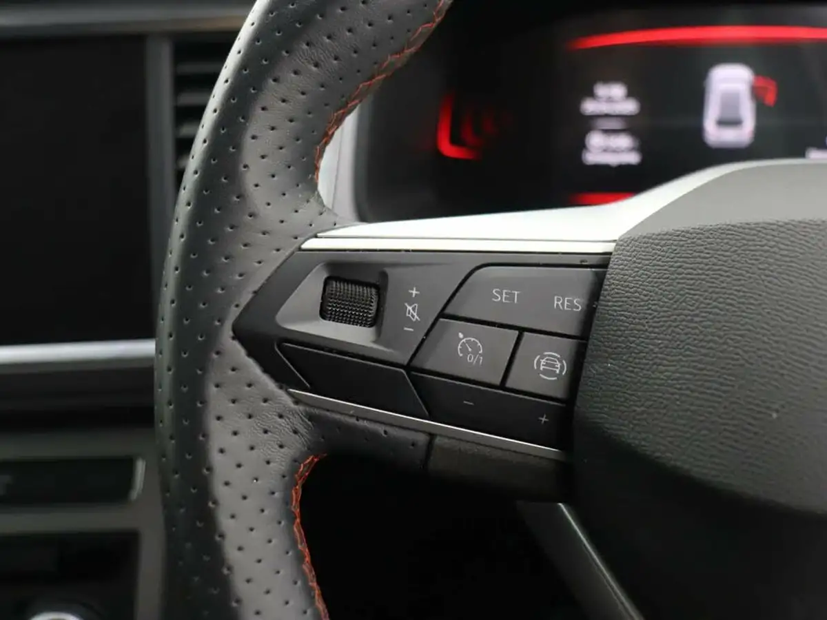 2024-seat-ateca-15-ecotsi-fr-big-24