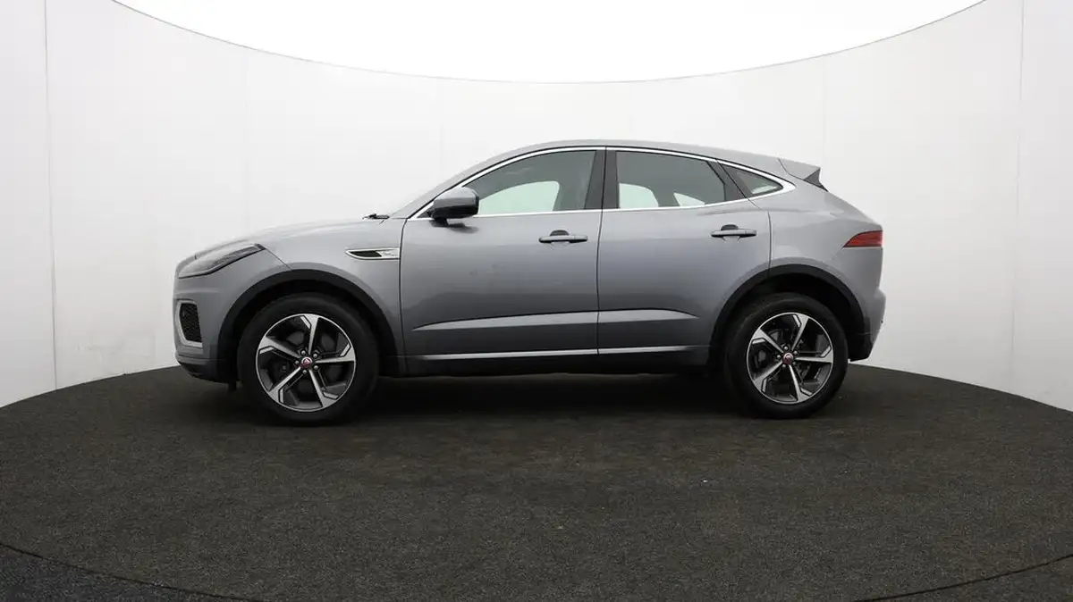 2021-jaguar-e-pace-20-d200-r-dynamic-se-big-72