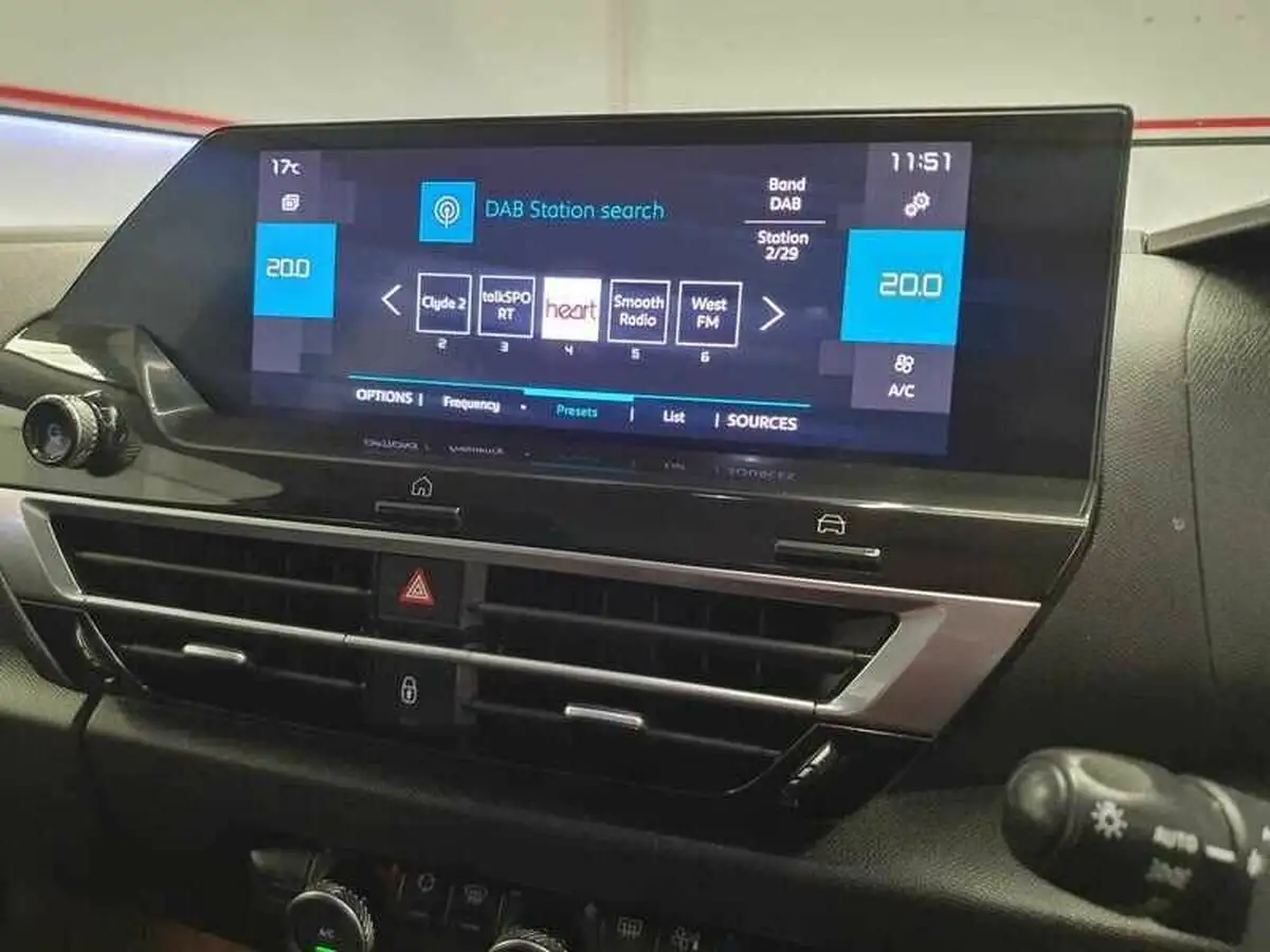 2021-citroen-c4-12-puretech-sense-plus-big-14