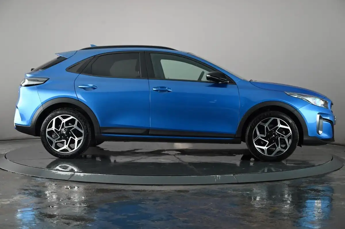2024-kia-xceed-15-t-gdi-gt-line-138bhp-big-2