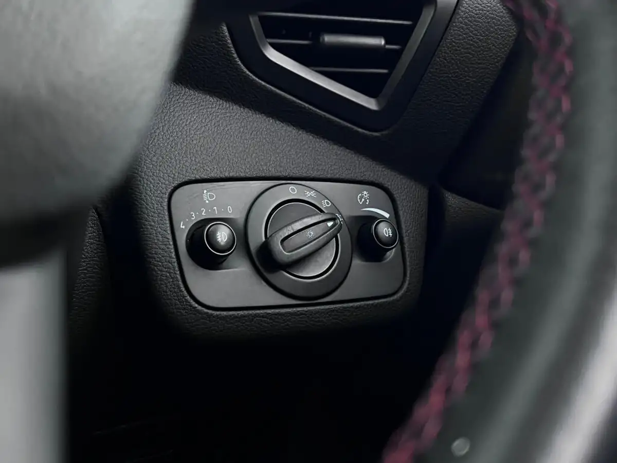 2018-ford-kuga-big-24