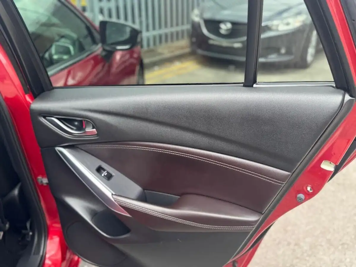 2015-mazda-mazda6-22td-sport-nav-175ps-tourer-5d-big-27