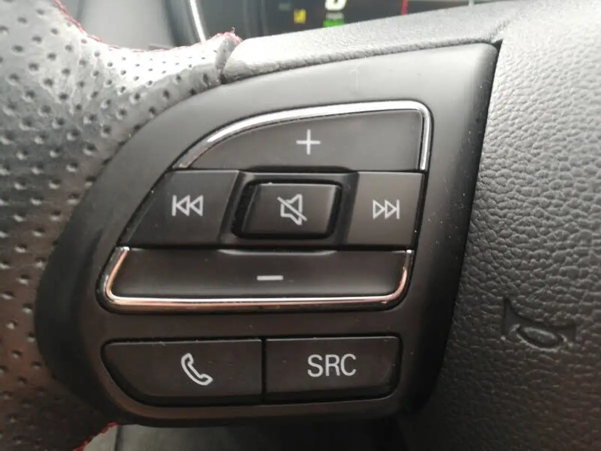 2023-mg-hs-15t-gdi-trophy-258ps-plug-in-hybrid-auto-big-13