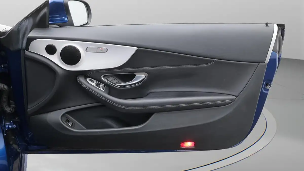 2020-mercedes-benz-c-class-15-c200-amg-line-premiumss-coupe-2d-big-15