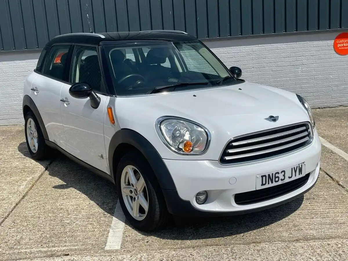 2013-mini-countryman-16td-cooper-big-75