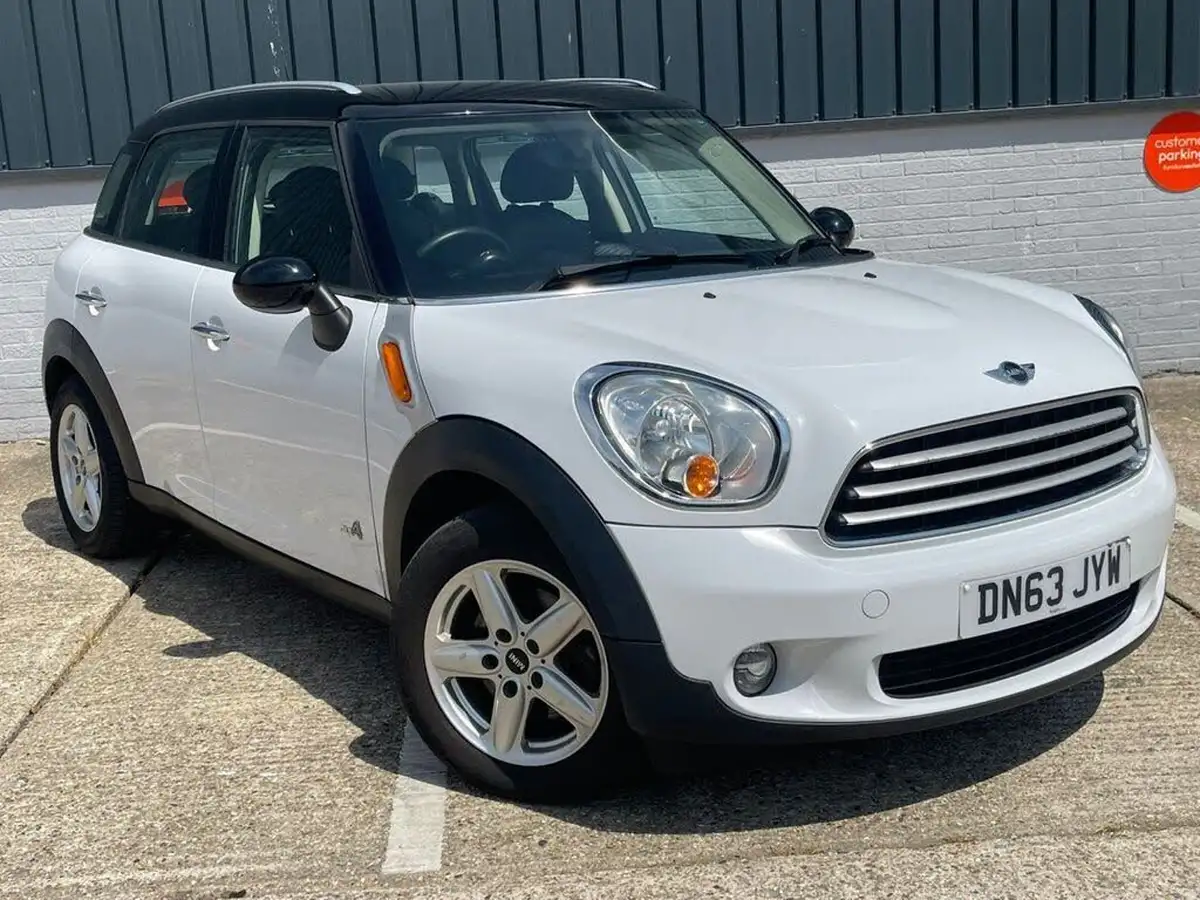 2013-mini-countryman-16td-cooper-big-71