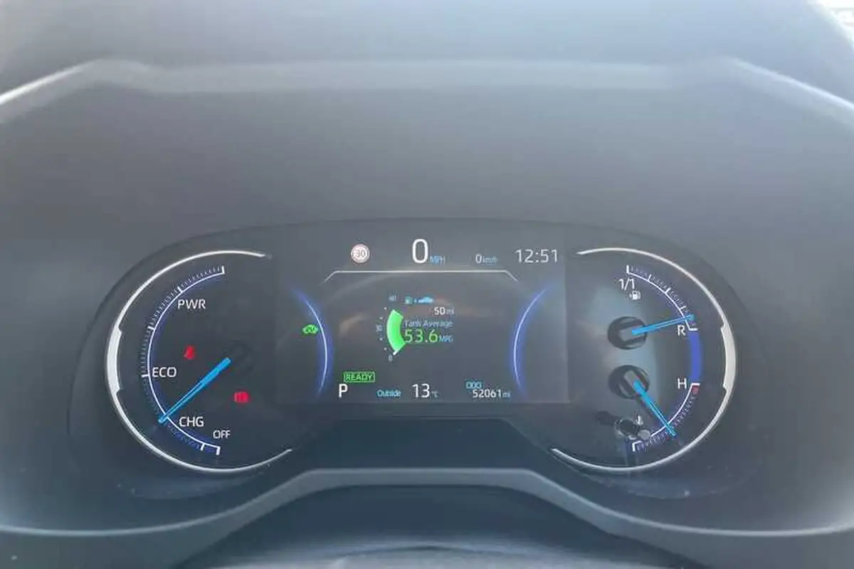 2019-toyota-rav4-25-vvt-i-design-215bhp-big-19