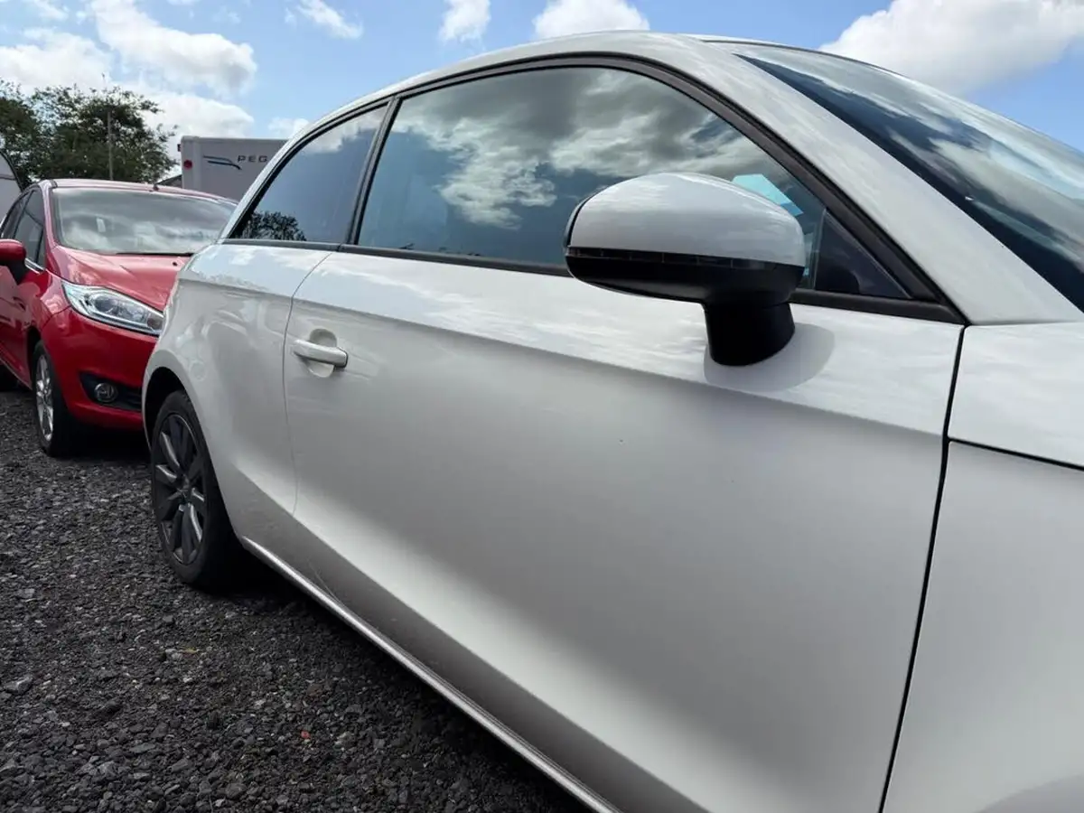 2013-audi-a1-14-sport-tfsi-122ps-hatchback-3d-1390cc-big-26