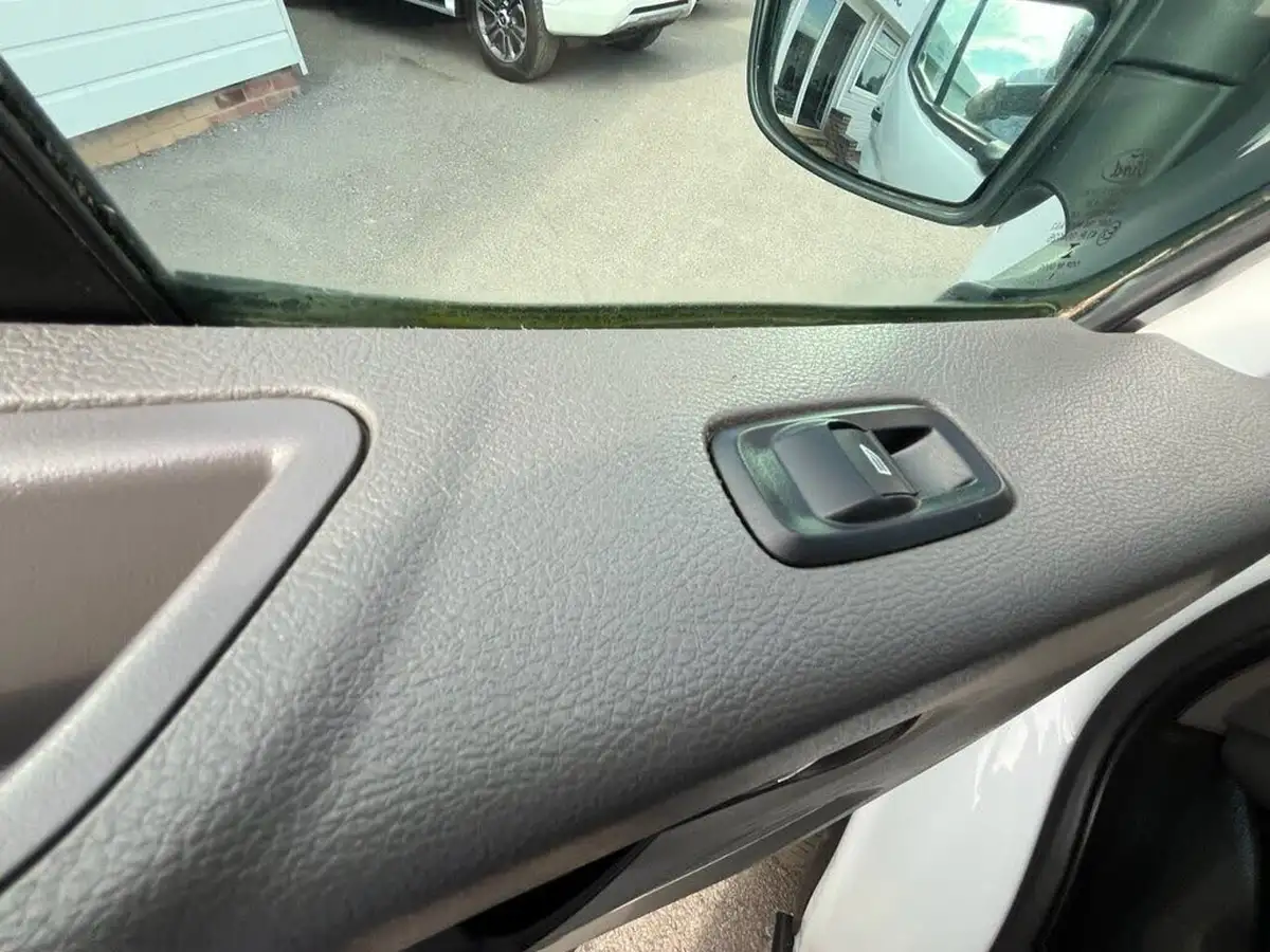 2022-ford-transit-20tdci-350-l2h2-leader-130pseu6d-rwd-panel-van-big-18