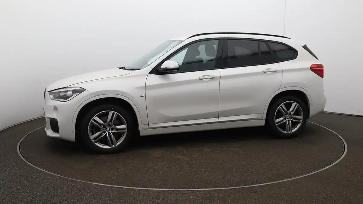 2019-bmw-x1-20-sdrive20i-m-sport-big-66