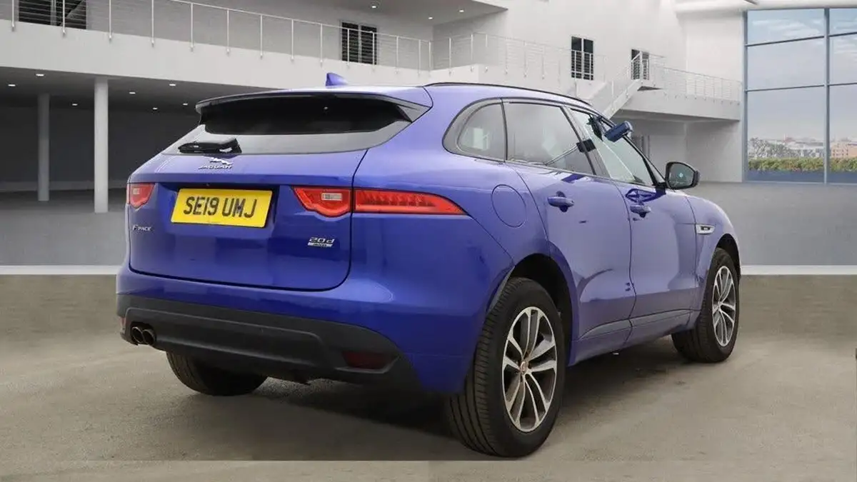 2019-jaguar-f-pace-20-i4d-r-sport-180ps-ss-auto-big-7