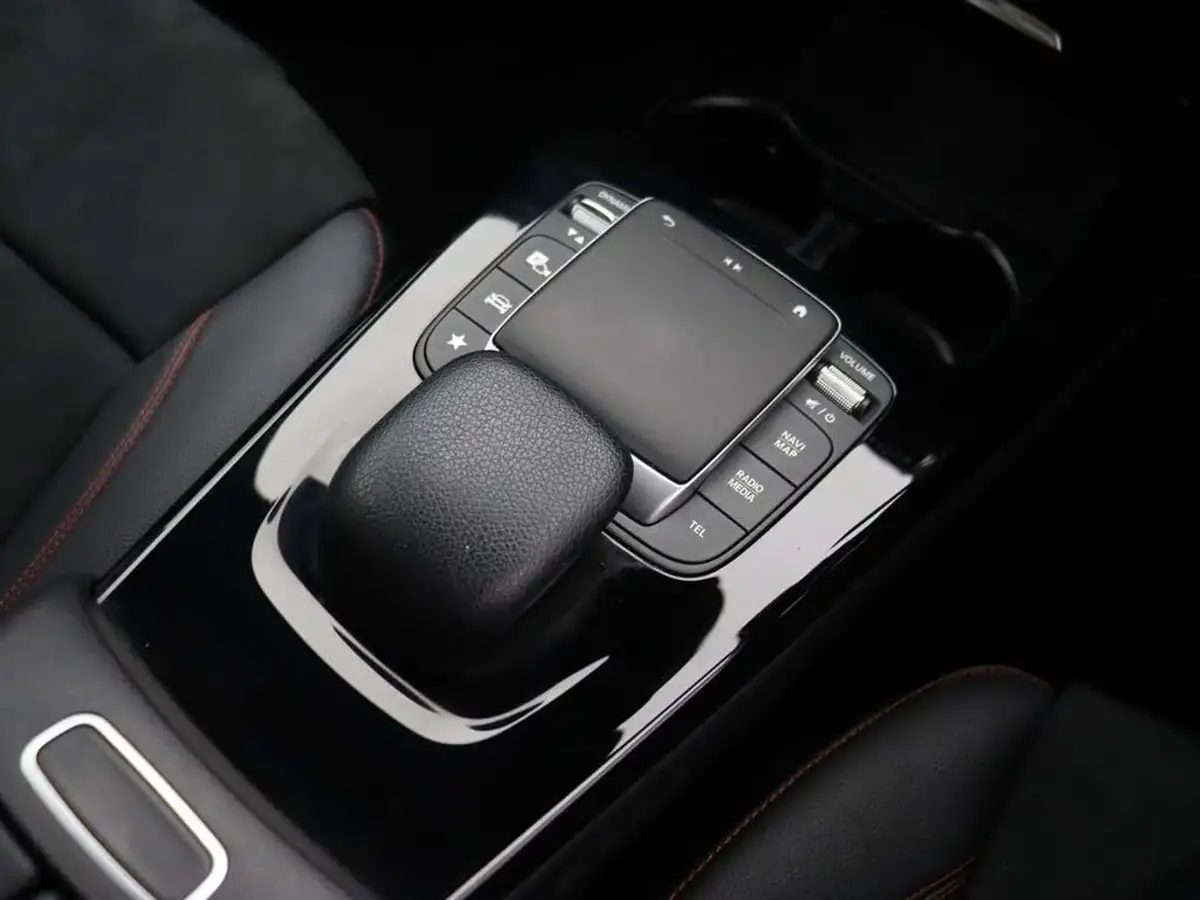 2021-mercedes-benz-a-class-20d-a220d-amg-line-executive-saloon-4d-big-32