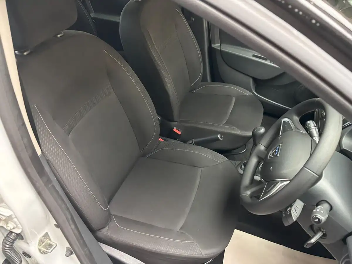 2020-dacia-sandero-10-tce-essential-big-9