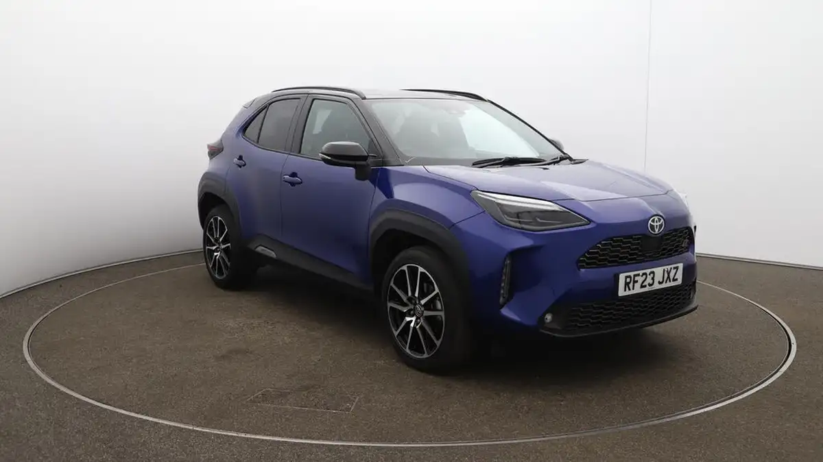 2023-toyota-yaris-cross-15-vvt-i-gr-sport-big-42