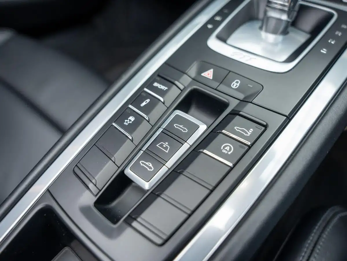 2016-porsche-911-30-carrera-s-cabriolet-pdk-big-28