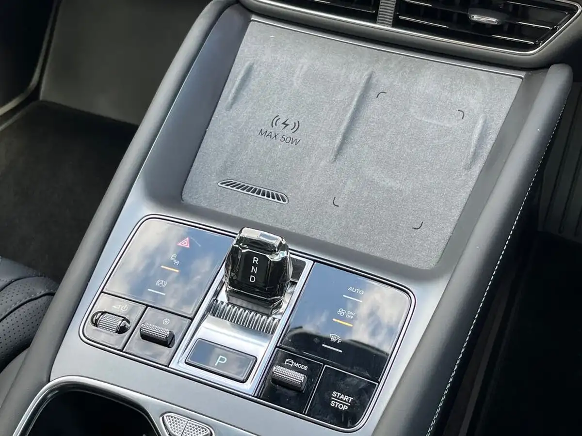 2025-byd-sealion-7-e-comfort-big-25