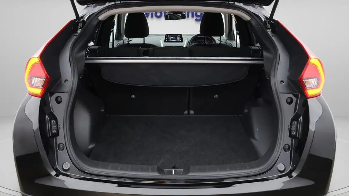 2021-mitsubishi-eclipse-cross-15-4-big-17