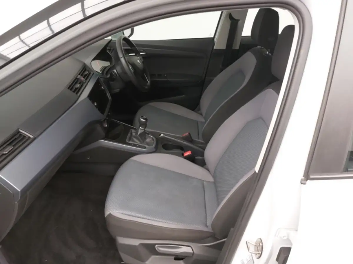 2019-seat-arona-10-tsi-se-technology-95ps-ss-big-4