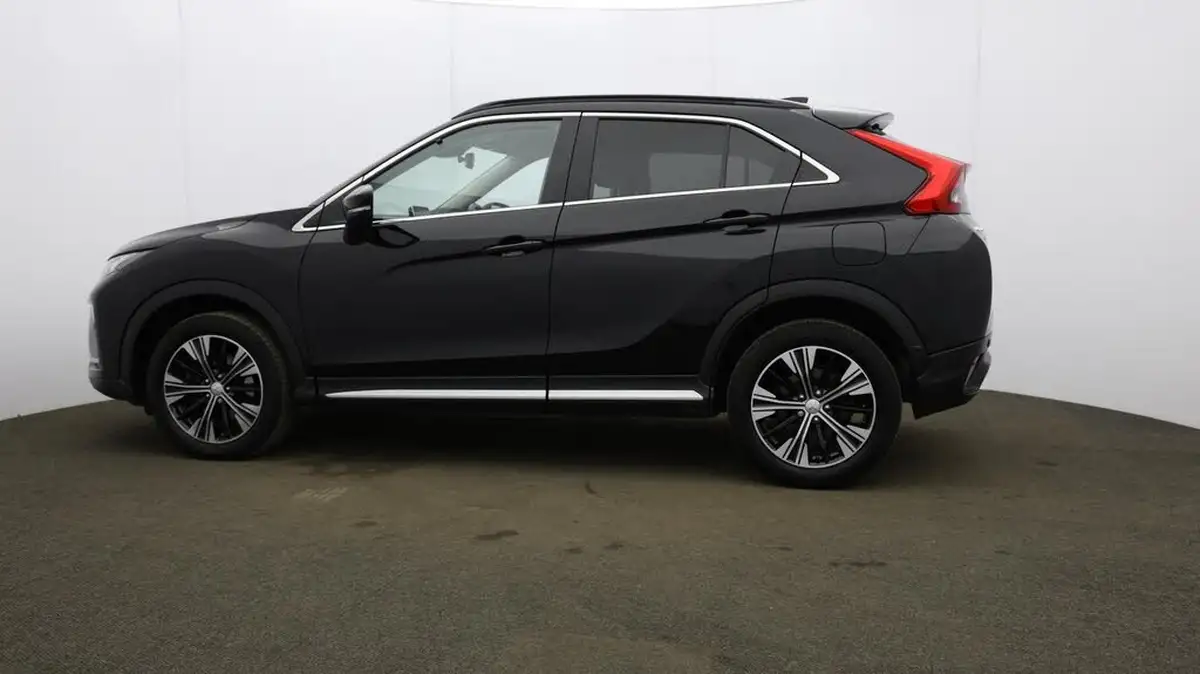 2021-mitsubishi-eclipse-cross-15-4-big-69