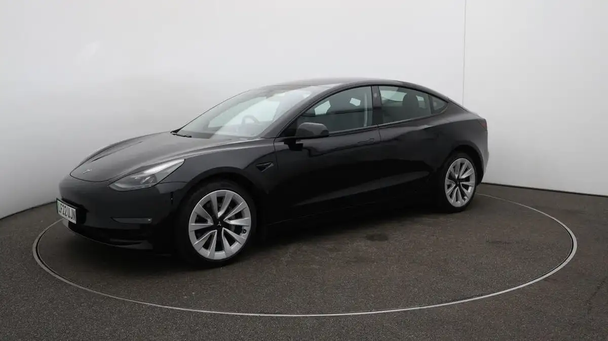 2022-tesla-model-3-e-long-range-big-68