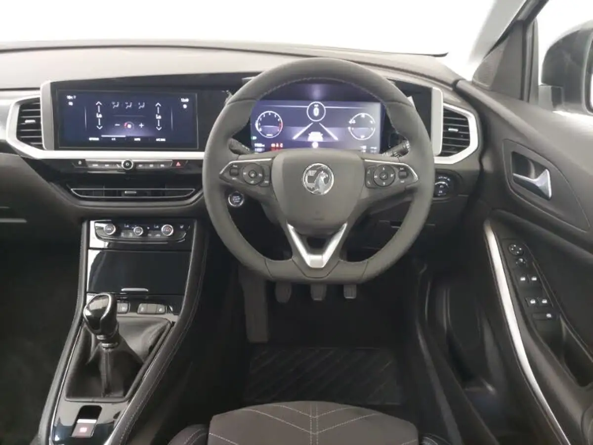 2024-vauxhall-grandland-12-ultimate-130ps-big-6