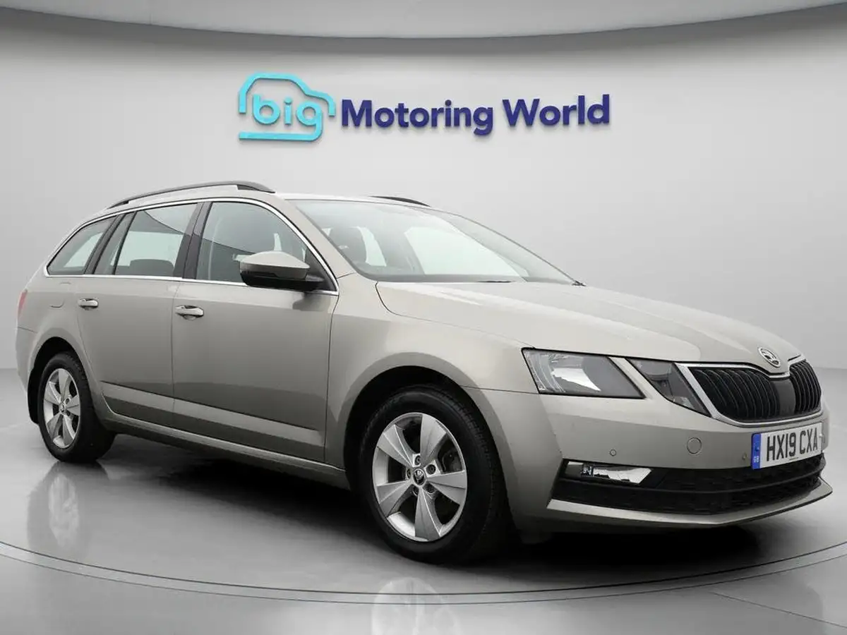 2019-skoda-octavia-10-tsi-se-technology-estate-big-0