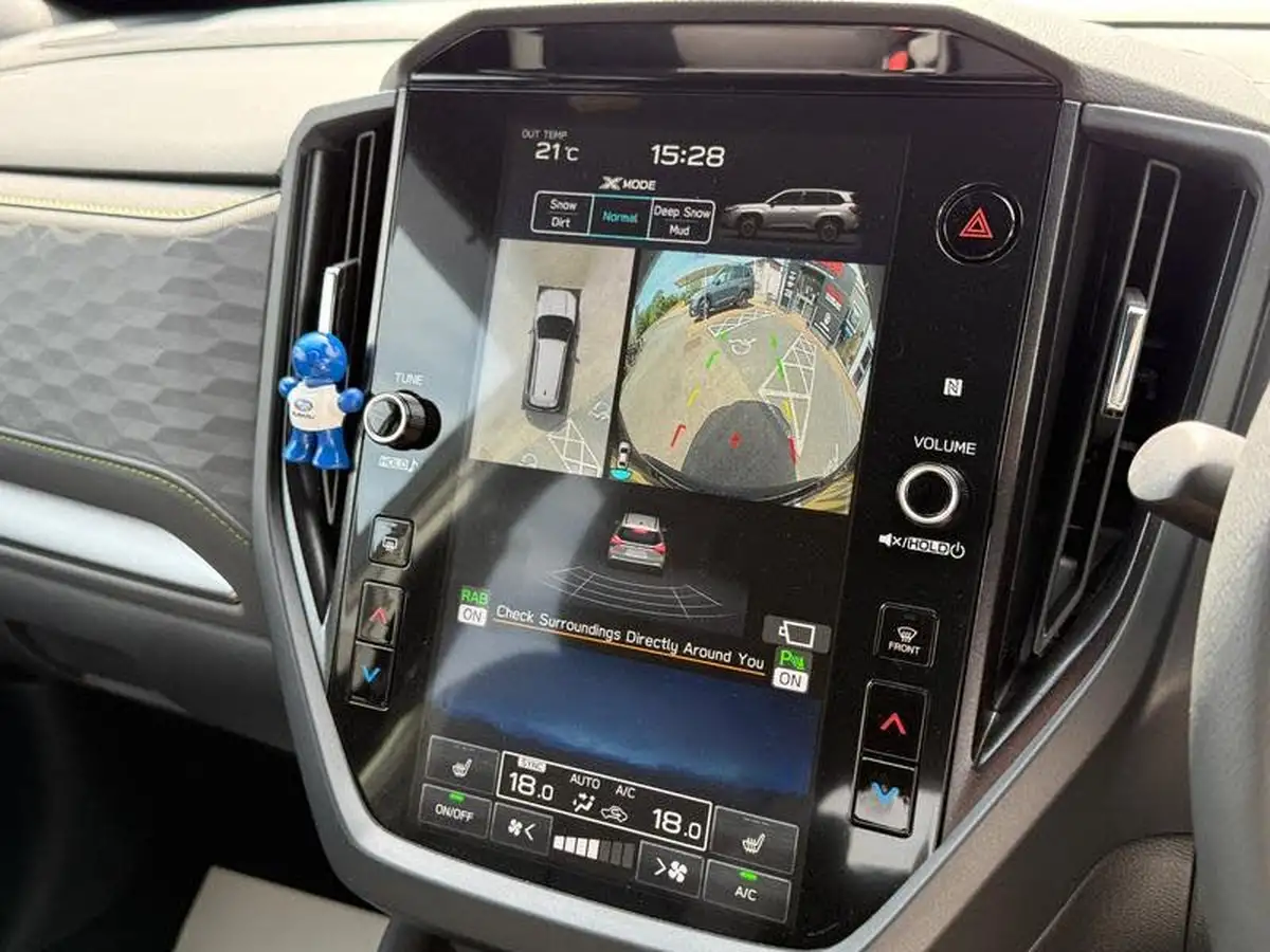 2025-subaru-forester-20-e-boxer-field-big-28
