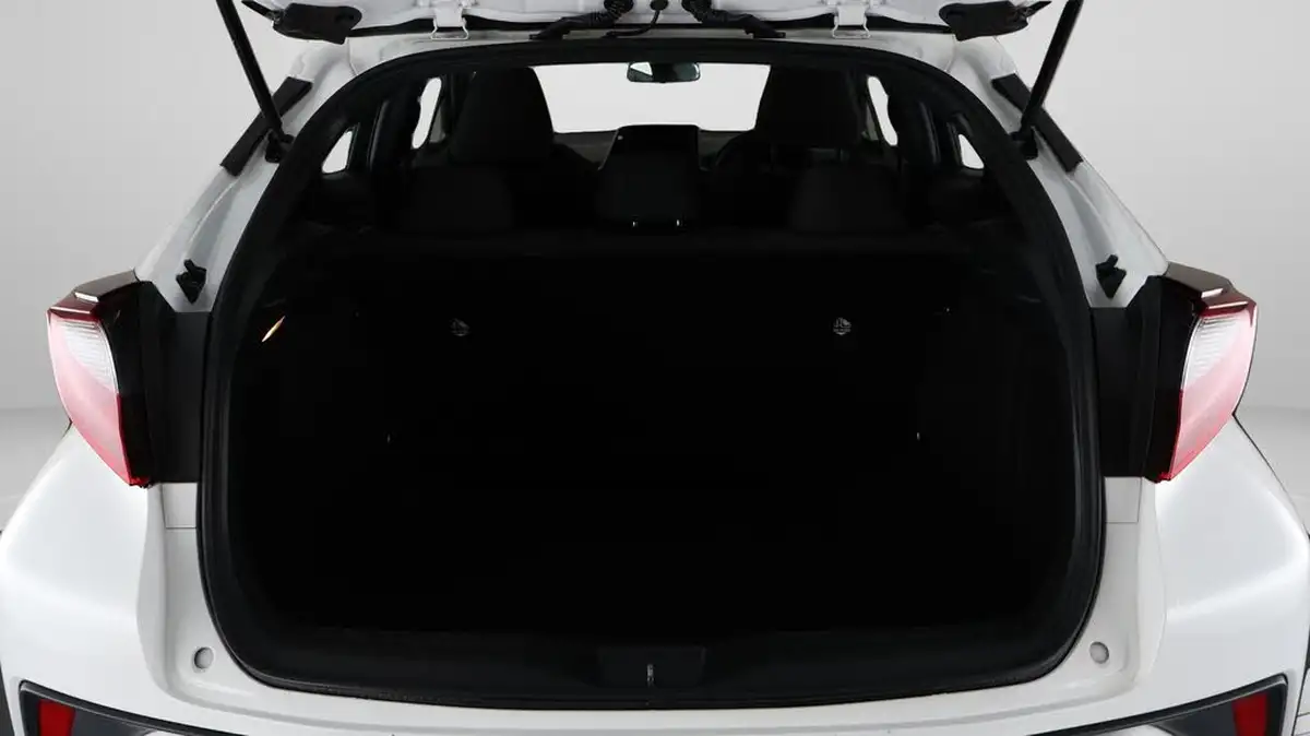 2023-toyota-c-hr-18-vvt-i-icon-120bhp-big-16