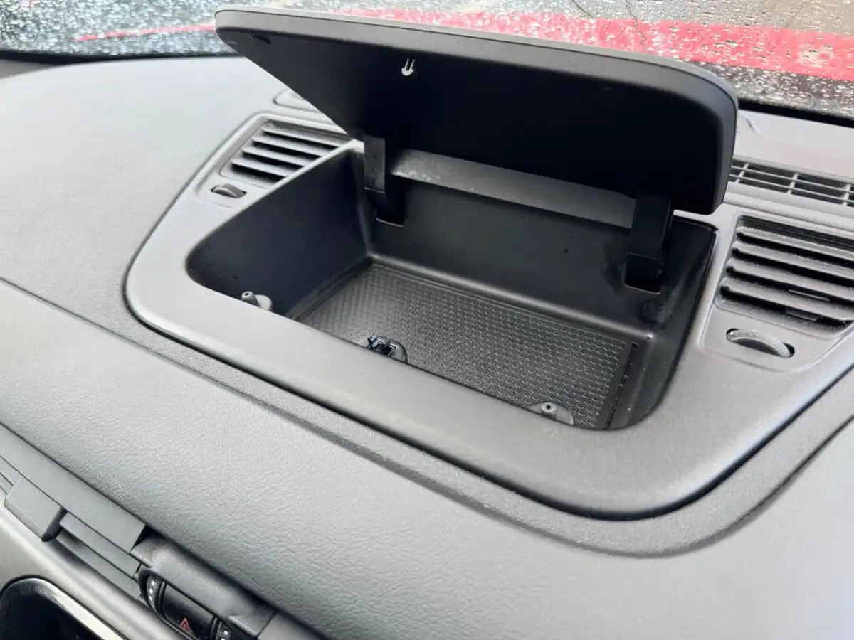 2015-alfa-romeo-giulietta-14-tb-qv-line-big-48