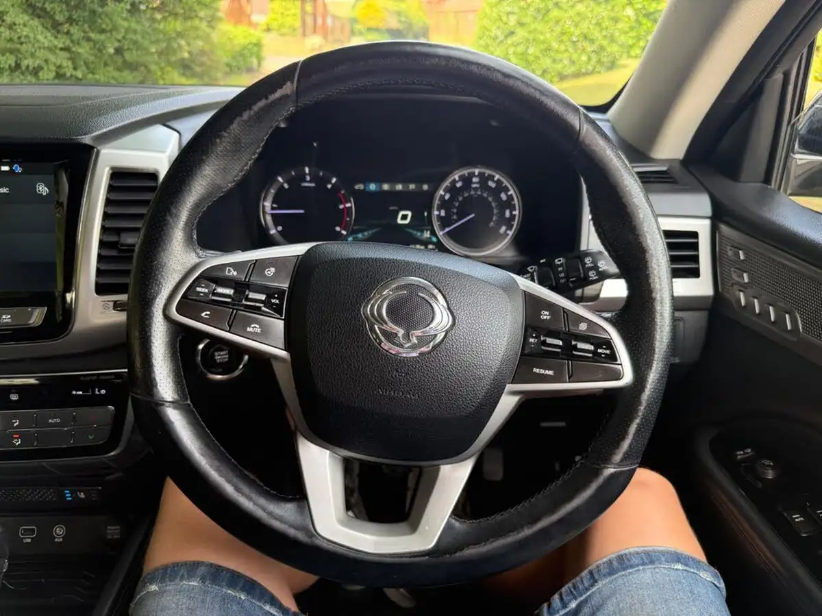 2018-kgm-ssangyong-rexton-22td-ultimate-big-65