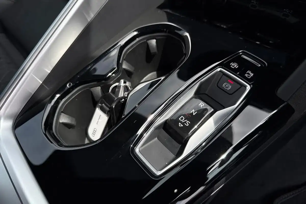 2025-audi-q5-20-tdi-edition-1-suv-big-21